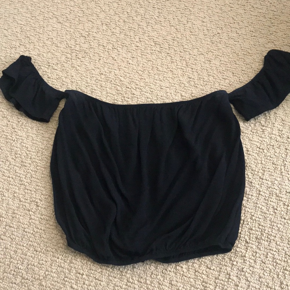 Black brandy top!